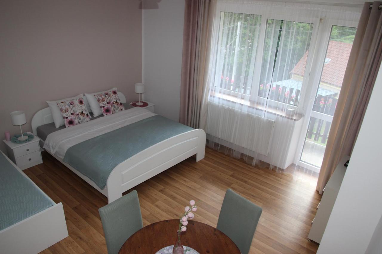 Apartamenty Agat Peterswaldau Exterior foto